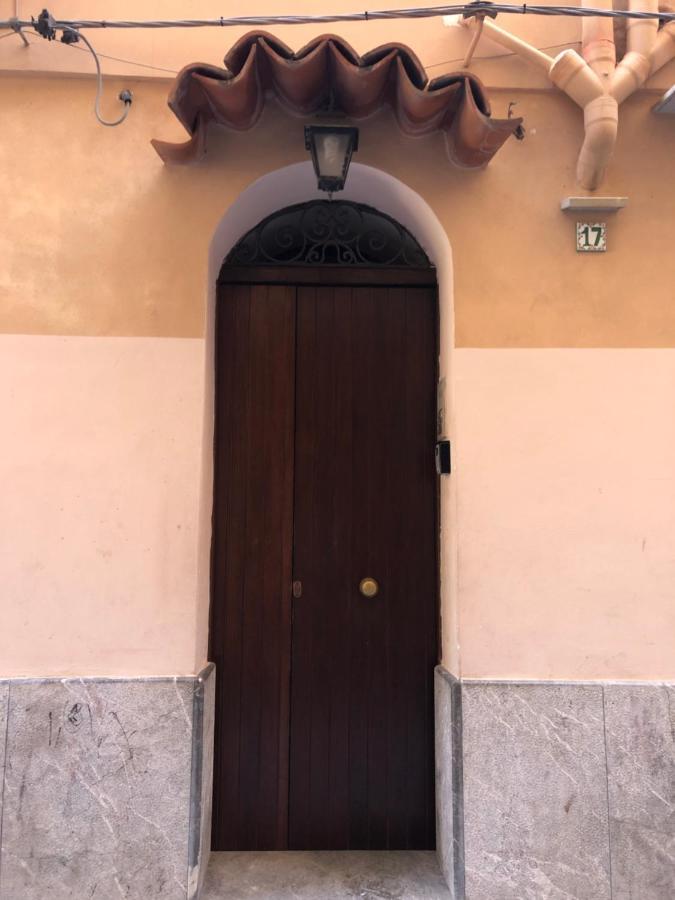 Tanto Di Cappello Home Palermo Kültér fotó